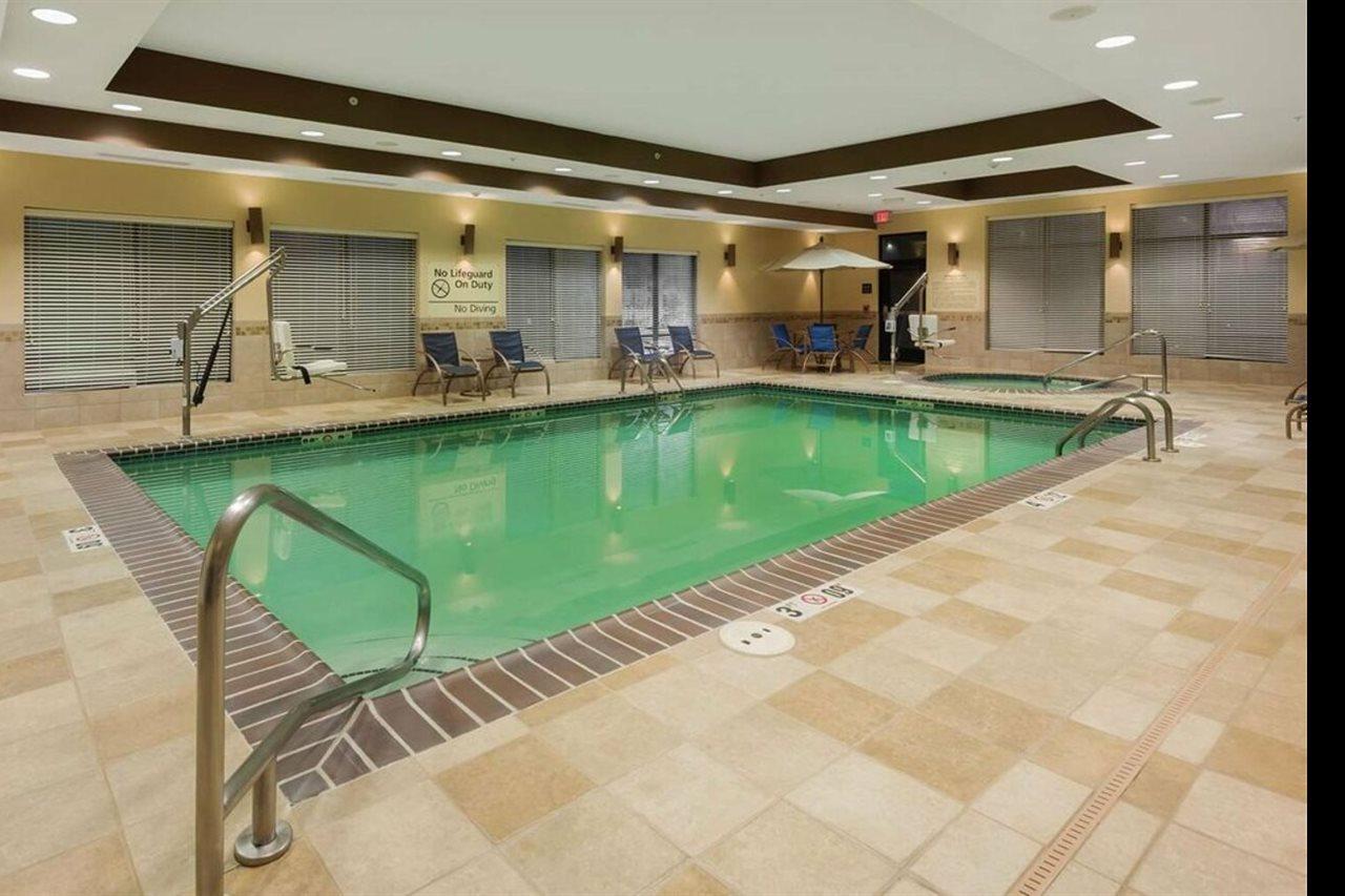 Hampton Inn Farmington Extérieur photo