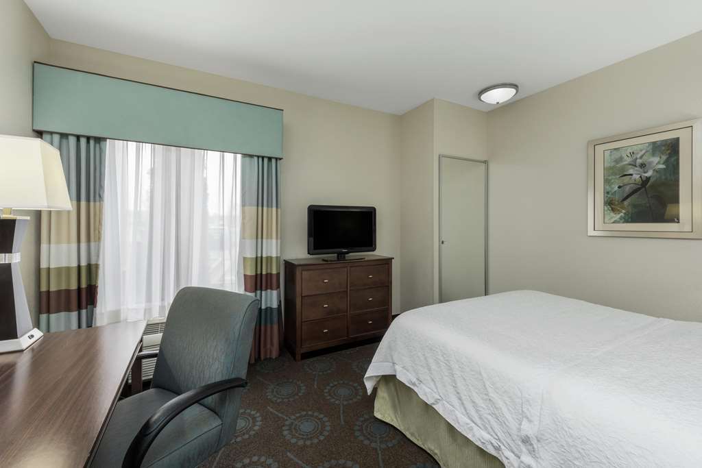 Hampton Inn Farmington Chambre photo